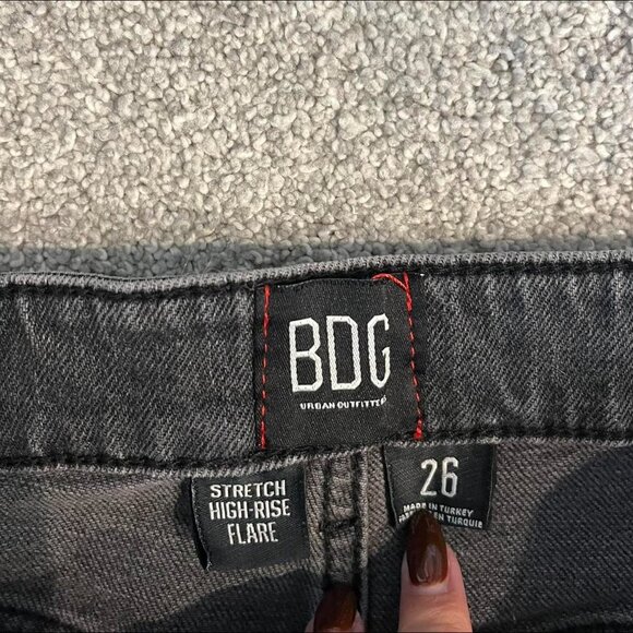 UO BDG High-Waisted Comfort Stretch Distressed Flare Jeans - Washed Black 26 - Picture 4 of 5
